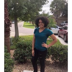 Meet your Posher, Emely